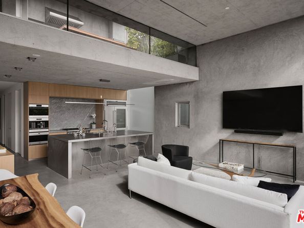 533 Grand Boulevard, Venice CA 90291