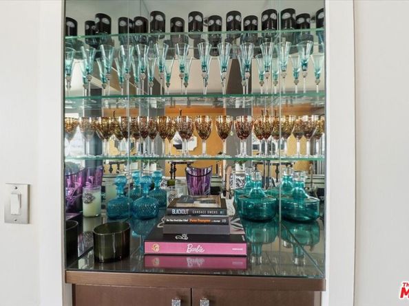 7250 Franklin Avenue 517, Los Angeles CA 90046