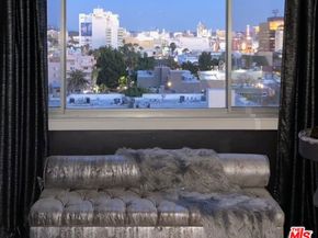 7250 Franklin Avenue 517, Los Angeles CA 90046