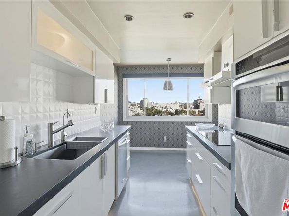 7250 Franklin Avenue 517, Los Angeles CA 90046