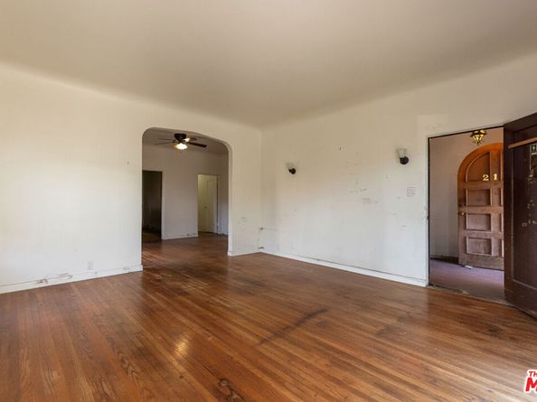 211 N Vendome Street, Los Angeles CA 90026