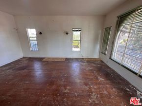 211 N Vendome Street, Los Angeles CA 90026