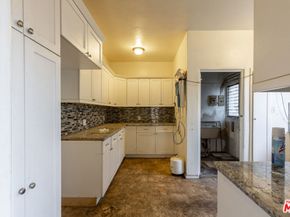 211 N Vendome Street, Los Angeles CA 90026