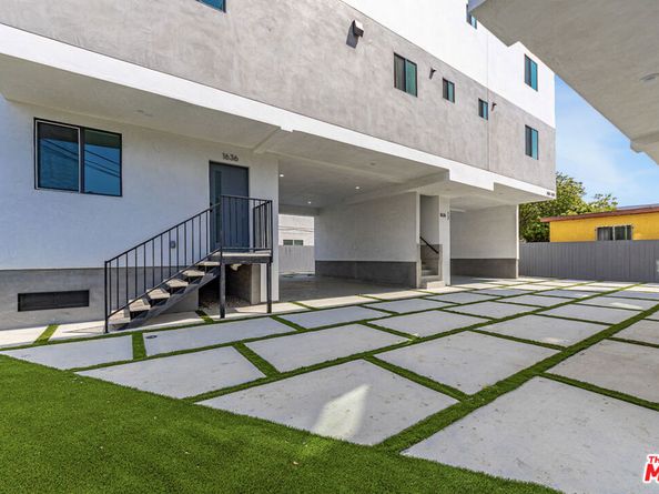 1638 Longwood Avenue, Los Angeles CA 90019