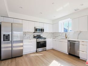 1638 Longwood Avenue, Los Angeles CA 90019