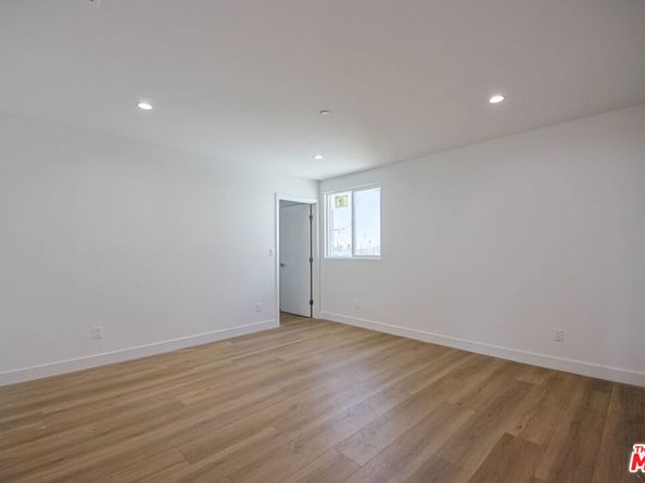 1638 Longwood Avenue, Los Angeles CA 90019