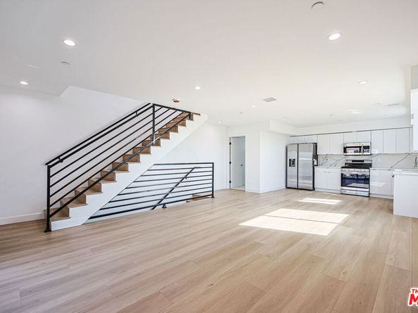 1638 Longwood Avenue, Los Angeles CA 90019