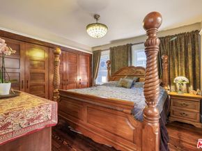 33 Breeze Avenue, Venice CA 90291