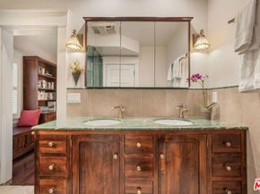 33 Breeze Avenue, Venice CA 90291