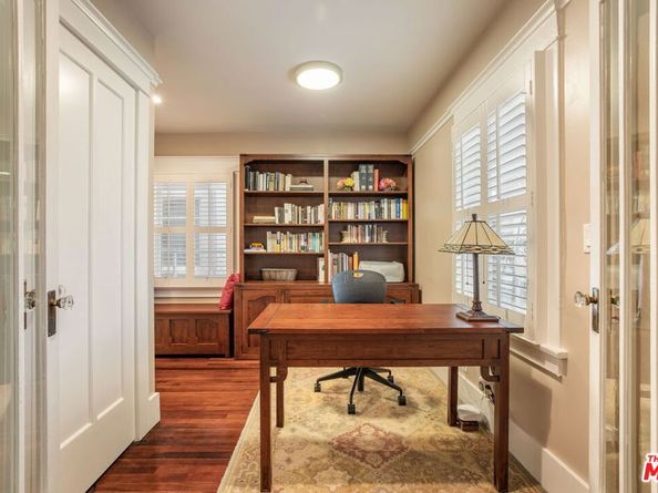 33 Breeze Avenue, Venice CA 90291