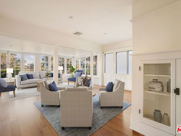 33 Breeze Avenue, Venice CA 90291