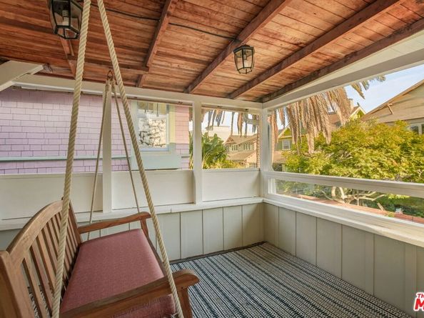 33 Breeze Avenue, Venice CA 90291