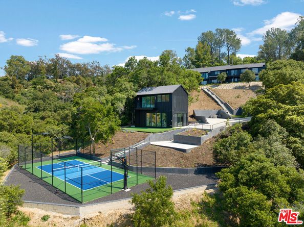 3140 Coldwater Canyon, Studio City CA 91604