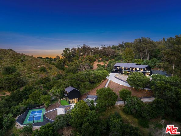 3140 Coldwater Canyon, Studio City CA 91604