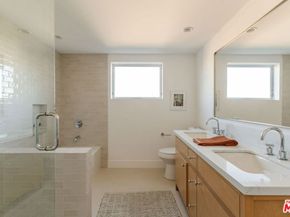 5036 W Pickford Street, Los Angeles CA 90019