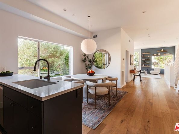 5036 W Pickford Street, Los Angeles CA 90019