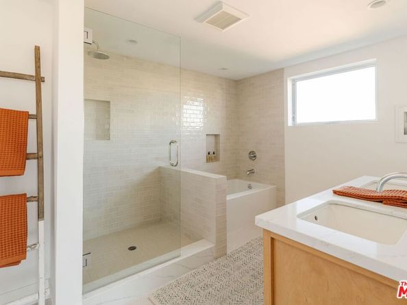 5036 W Pickford Street, Los Angeles CA 90019