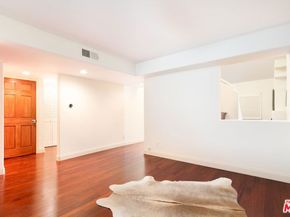 16040 W Sunset Boulevard 308, Pacific Palisades CA 90272