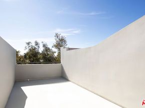 16040 W Sunset Boulevard 308, Pacific Palisades CA 90272