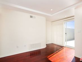 16040 W Sunset Boulevard 308, Pacific Palisades CA 90272