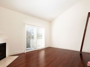 16040 W Sunset Boulevard 308, Pacific Palisades CA 90272