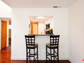 16040 W Sunset Boulevard 308, Pacific Palisades CA 90272