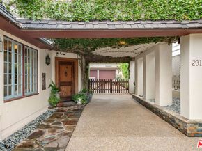 2917 N Poinsettia Avenue, Manhattan Beach CA 90266