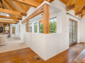 2917 N Poinsettia Avenue, Manhattan Beach CA 90266