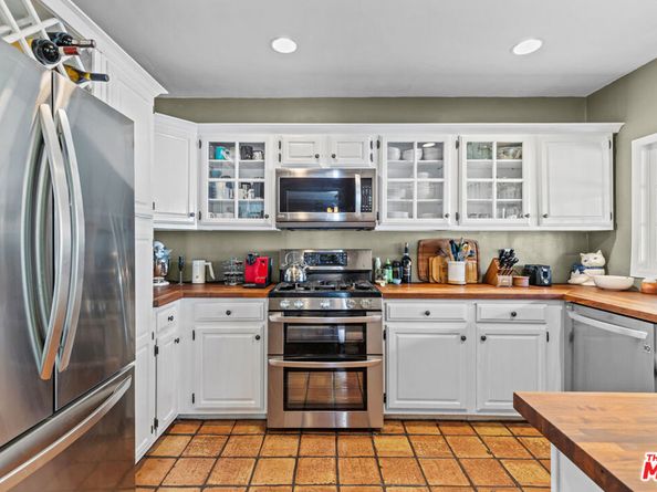 11623 Otsego Street, North Hollywood CA 91601