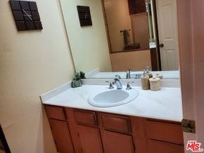 4128 W Hood Avenue B, Burbank CA 91505