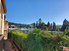 4128 W Hood Avenue B, Burbank CA 91505