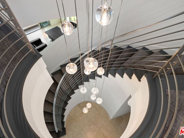 10727 Wilshire Boulevard PH2, Los Angeles CA 90024