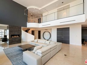 10727 Wilshire Boulevard PH2, Los Angeles CA 90024