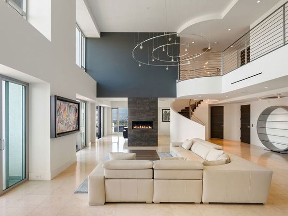 10727 Wilshire Boulevard PH2, Los Angeles CA 90024