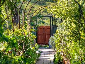 4665 N Figueroa Street, Los Angeles CA 90065