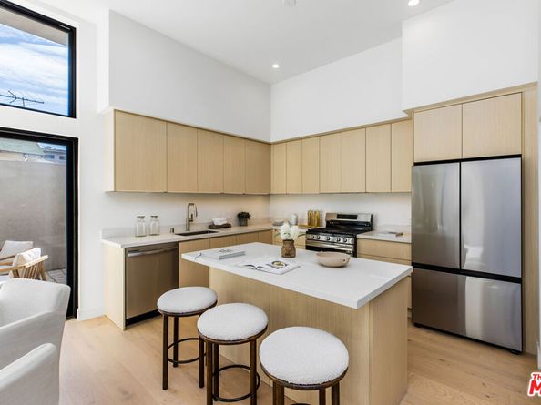 3808 College Avenue 2, Culver City CA 90232