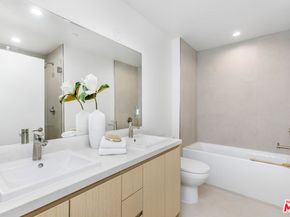 3808 College Avenue 2, Culver City CA 90232