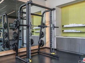 889 Francisco Street 1001, Los Angeles CA 90017