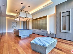 889 Francisco Street 1001, Los Angeles CA 90017