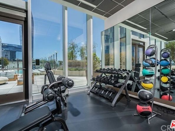 889 Francisco Street 1001, Los Angeles CA 90017