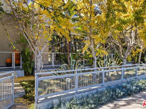 1534 17th Street 102, Santa Monica CA 90404