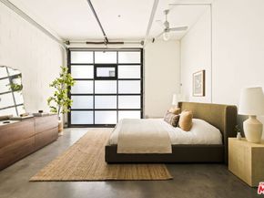 1534 17th Street 102, Santa Monica CA 90404