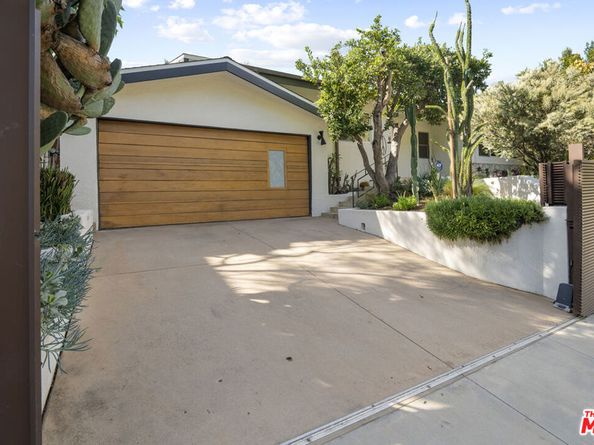 6570 Lakeridge Road, Los Angeles CA 90068