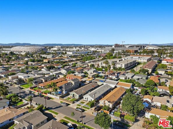 3623 W 105th Street, Inglewood CA 90303