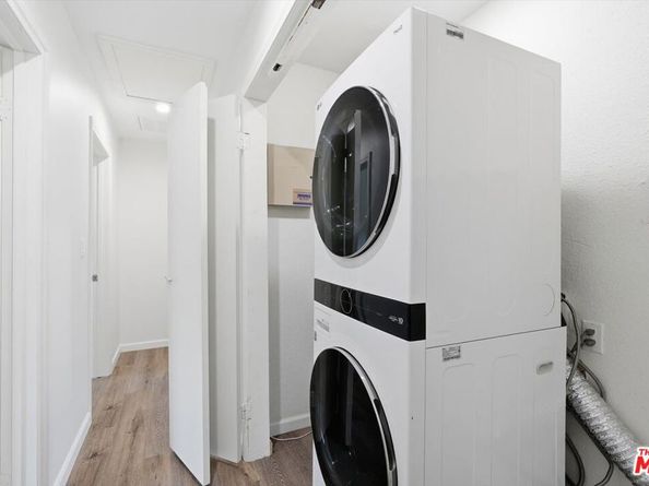 3623 W 105th Street, Inglewood CA 90303