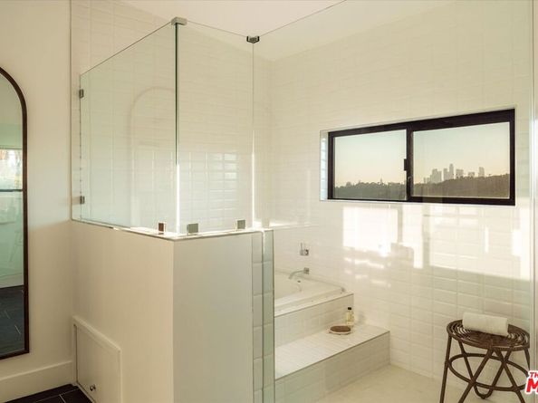 474 Vista Gloriosa Drive, Los Angeles CA 90065