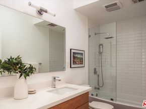 474 Vista Gloriosa Drive, Los Angeles CA 90065