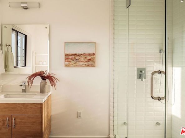 474 Vista Gloriosa Drive, Los Angeles CA 90065