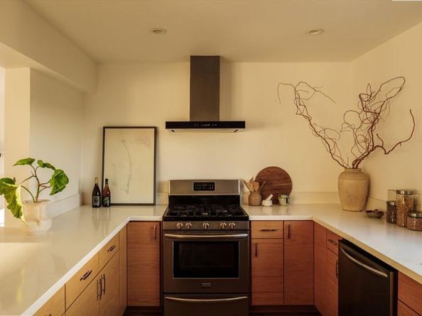 474 Vista Gloriosa Drive, Los Angeles CA 90065