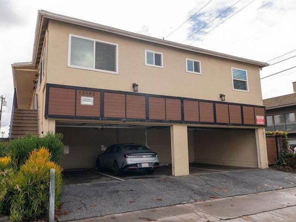 12592 Washington Place, Los Angeles CA 90066